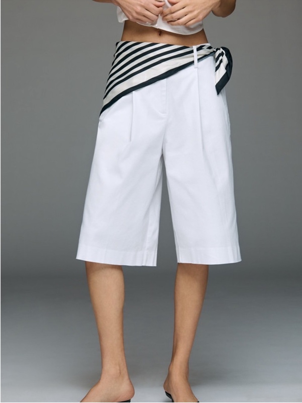 NWOT Maeve Pleated-Front Scarf Detail Long Shorts